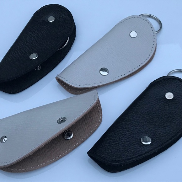 Lot of 4 Keychains Handmade Genuine Leather - Picture 5 of 7